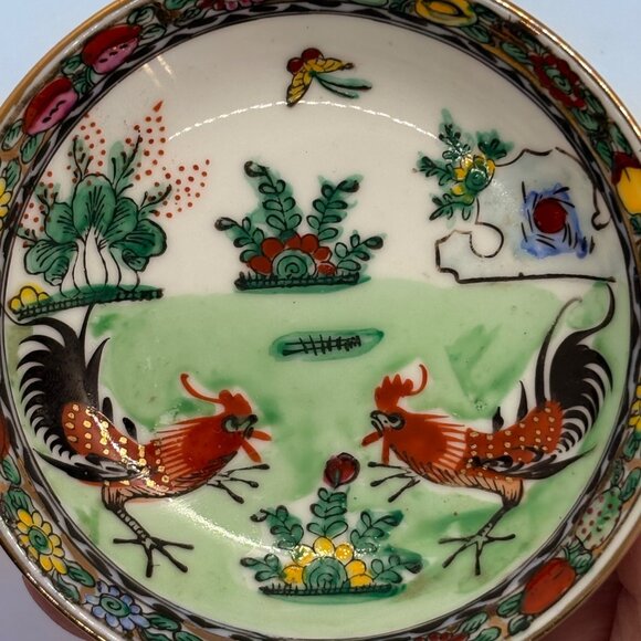 Vintage Hand-Painted Porcelain Bowl With Rooster Design Decorated In Hong Kong - Picture 5 of 7